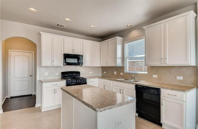 Building Photo - 117 Mollie Dr