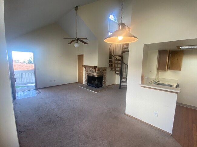 Foto del edificio - 8321 S Upham Way