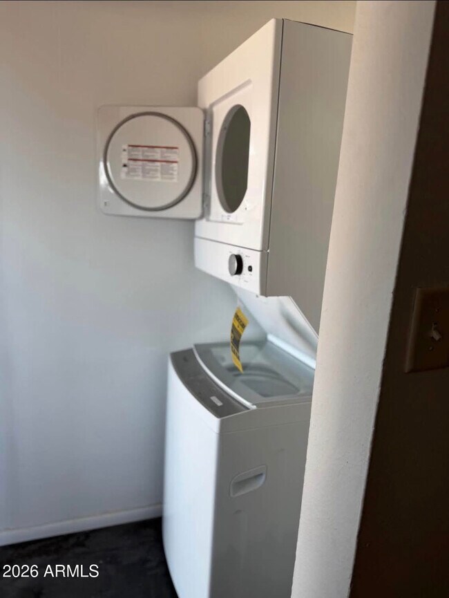 Foto del edificio - 4337 W Keim Dr