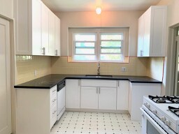 Kitchen - 603 1/2 N Adams St