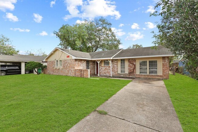 Building Photo - 1495 W Gulf Bank Rd
