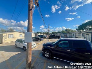 Foto del edificio - 144 W Villaret Blvd