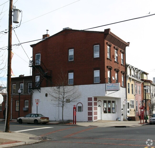 900 S Clinton Ave, Trenton, NJ 08611 Apartments Trenton, NJ