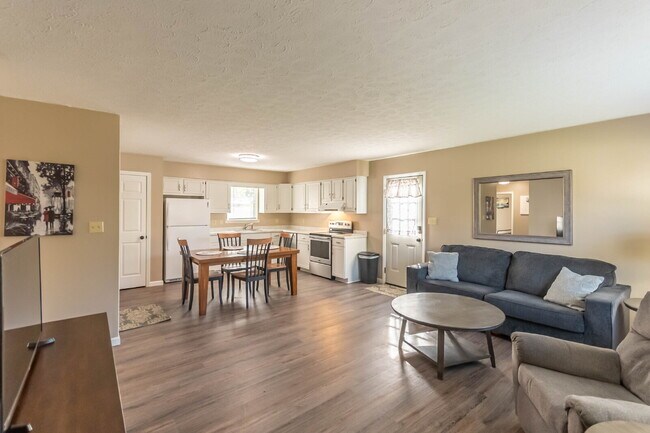 Foto del edificio - Corporate / Seasonal / Mid-term Rental - F...