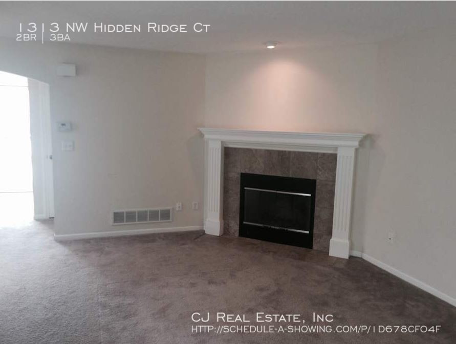 Foto del edificio - 1313 NW Hidden Ridge Ct