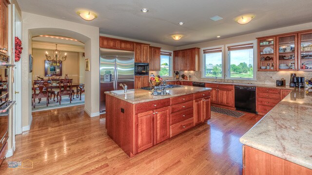 Foto del edificio - 5355 Waterstone Dr