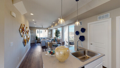 Creekline Townhomes photo'