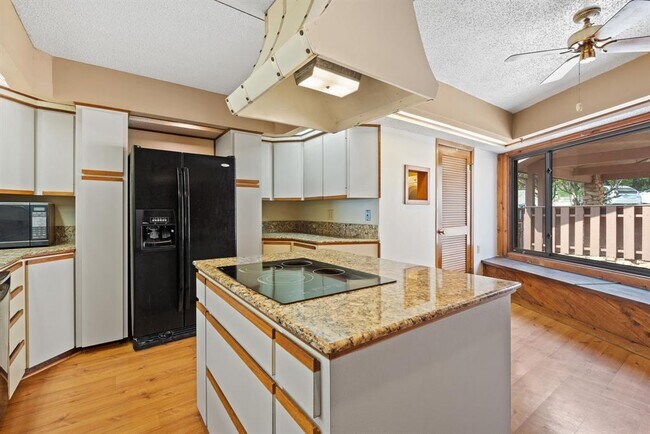 Foto del edificio - 4603 Twin Valley Cir