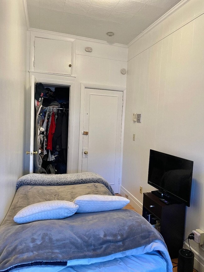 Photo - 248 Newbury St Apartment