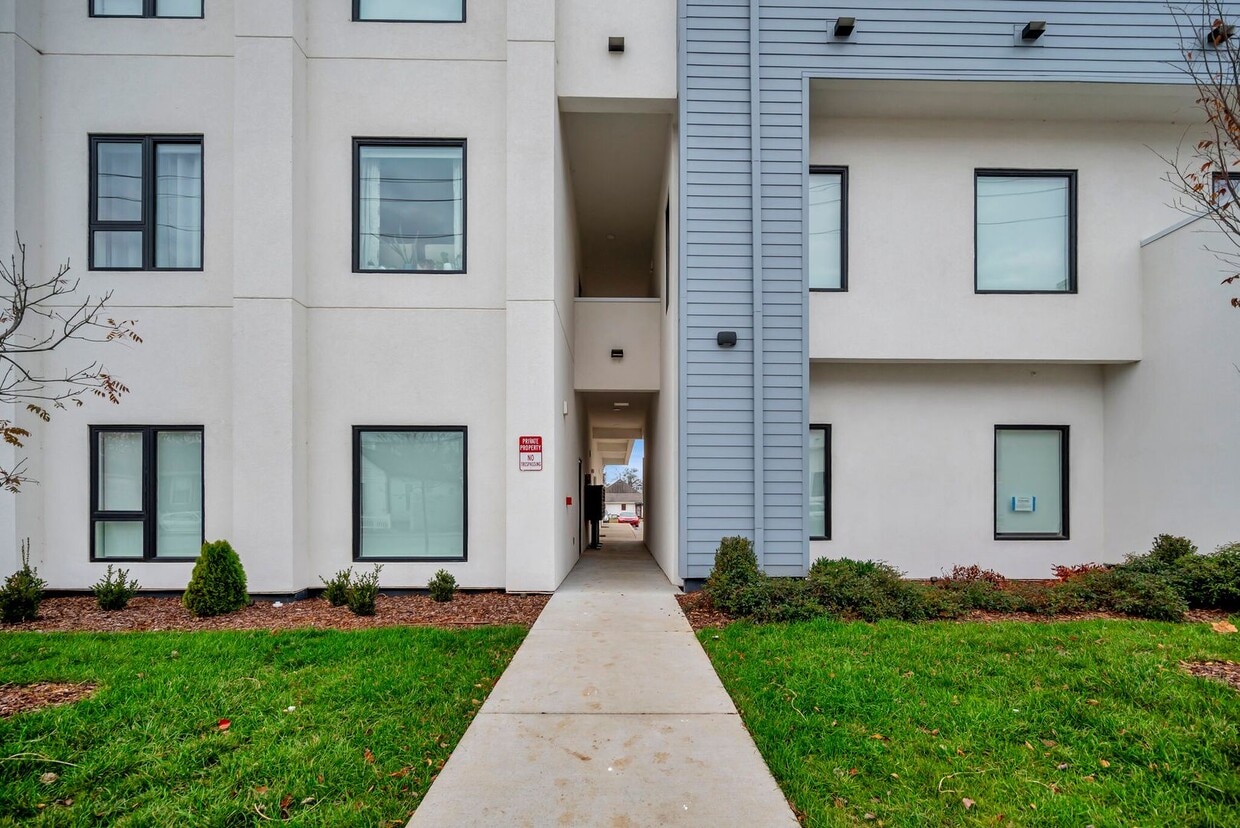 Primary Photo - Modern 1 bedroom apartment near Germantown...
