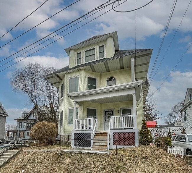 2 Reservoir Ter Unit 4A, Lawrence, MA 01841 Apartments in Lawrence