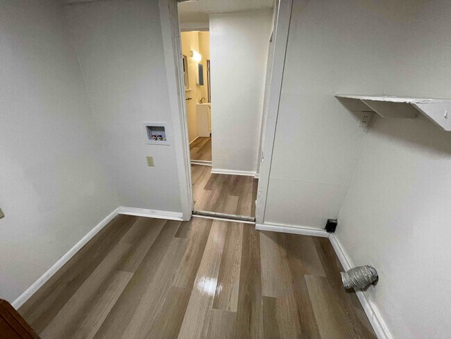 Foto del edificio - 608 3rd St