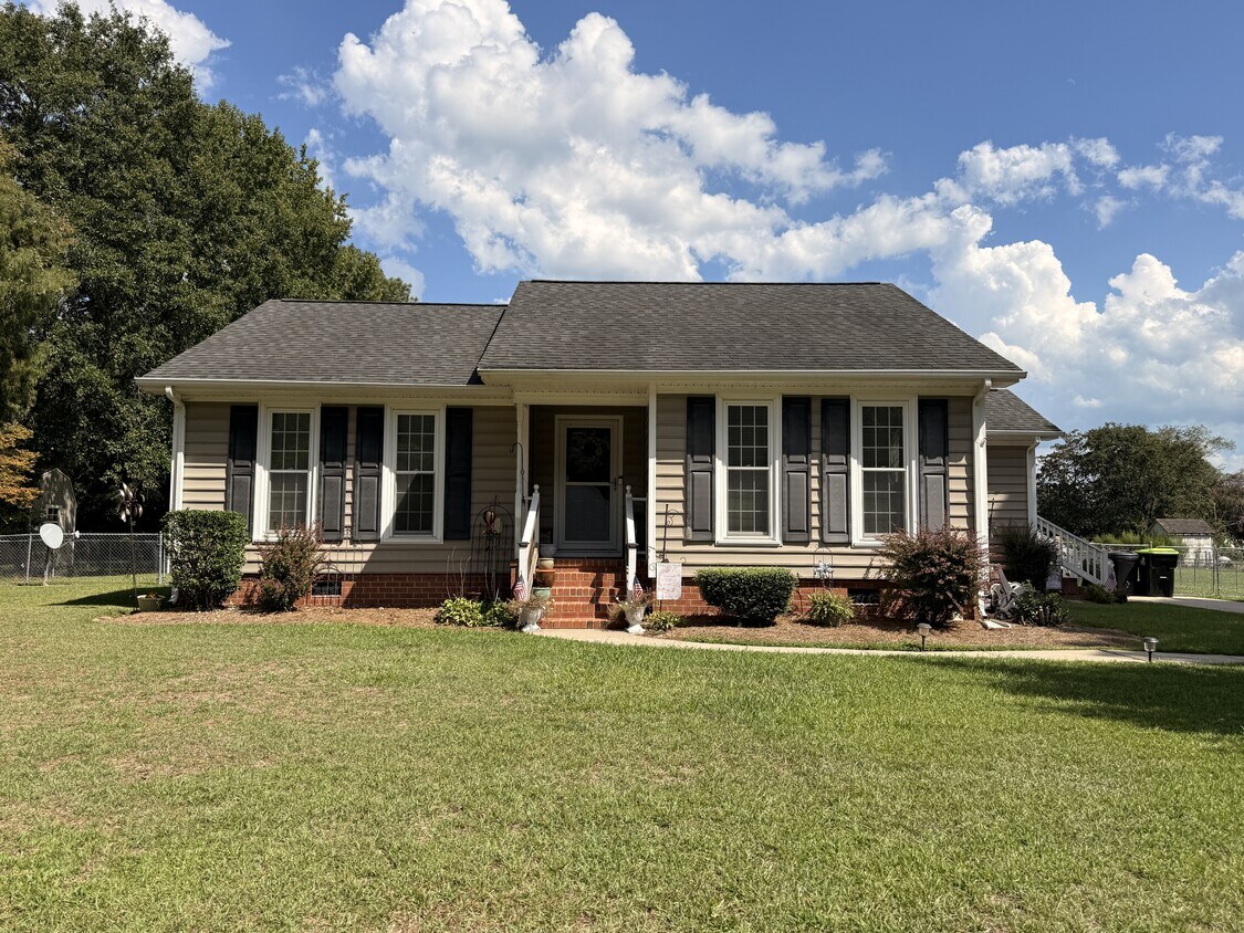 Photo - 2029 Bugle Dr (Winterville, NC)