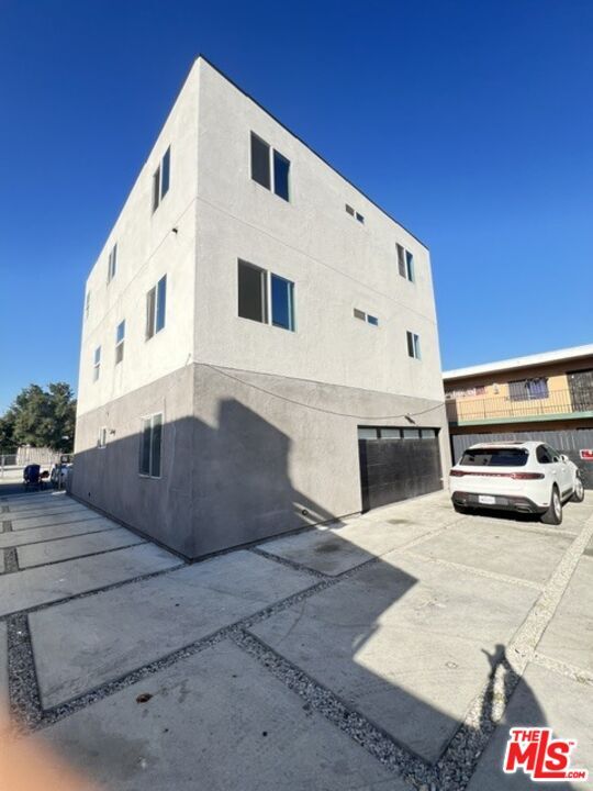 Foto del edificio - 789 E 41st Pl