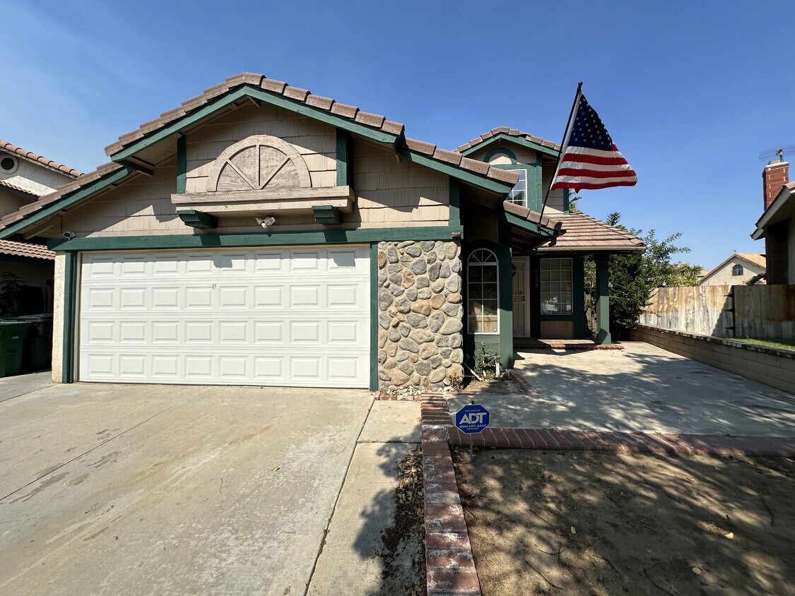 Primary Photo - 16259 Parkside Ln