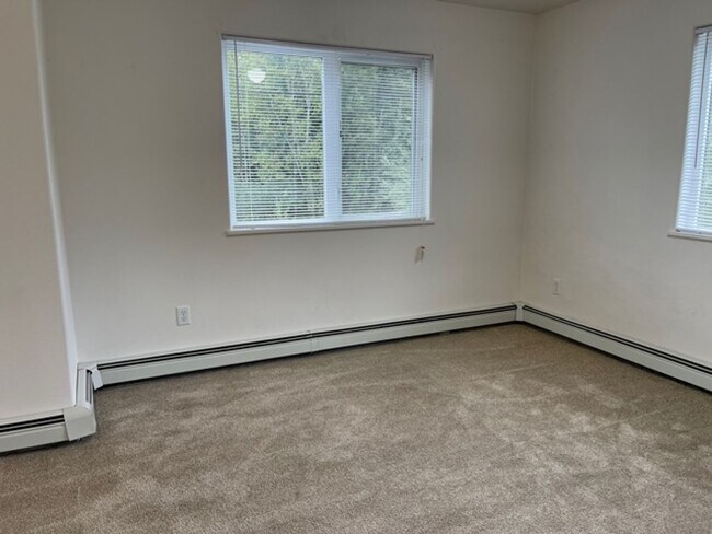 Foto del edificio - 4683 Bluegill Rd