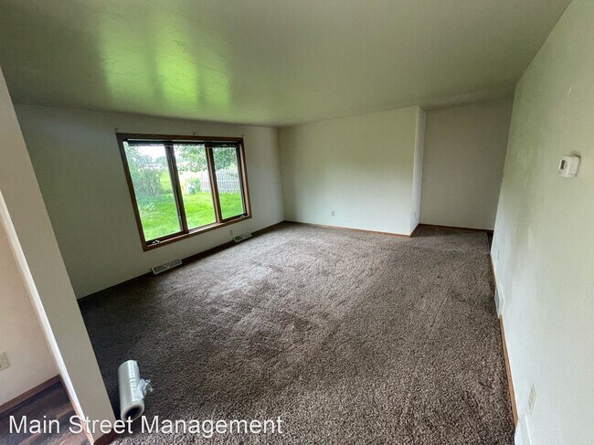 Foto del edificio - 3 br, 2 bath House - 410 Aloysius Ct.