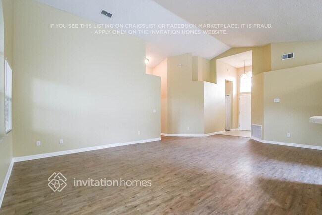 Foto del edificio - 12666 Maribou Cir