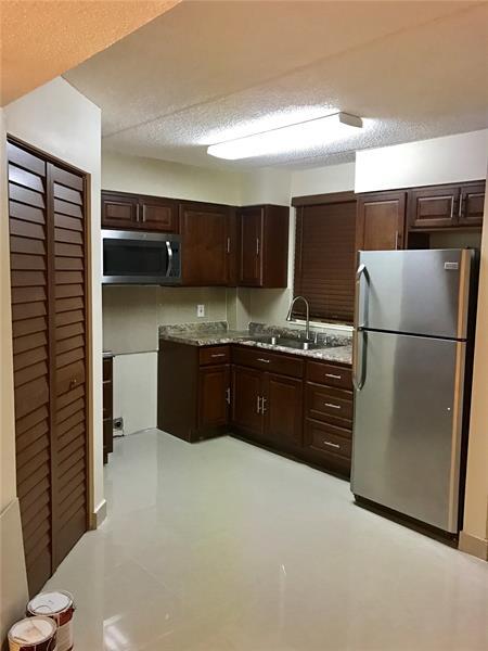 Primary Photo - 6065 NW 186th St