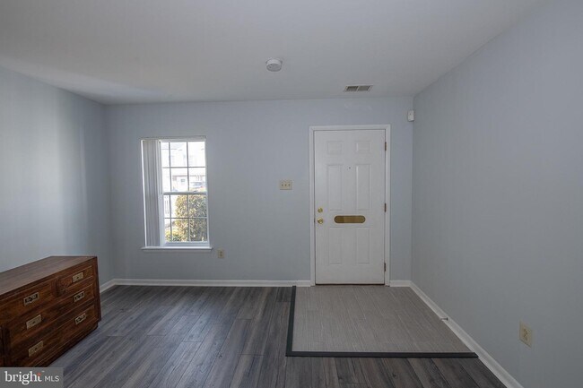 Building Photo - 1531 N 19th St