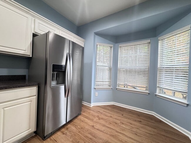 Foto del edificio - 5495 Hampton Ct