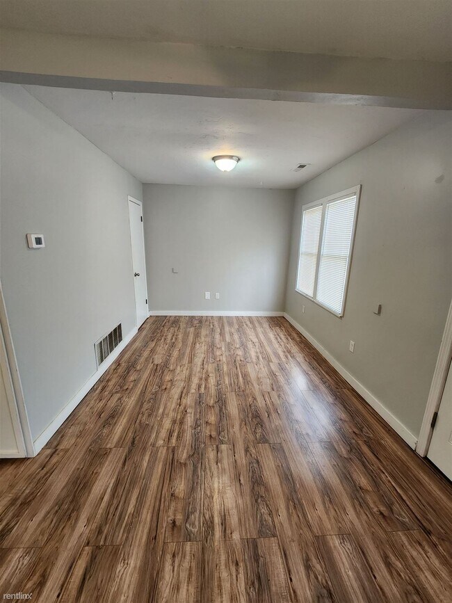 Foto del edificio - 3 br, 2 bath House - 629 S Saint Paul St