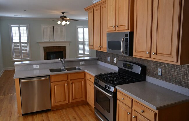 Foto del edificio - 130 Adam Ridge Ln