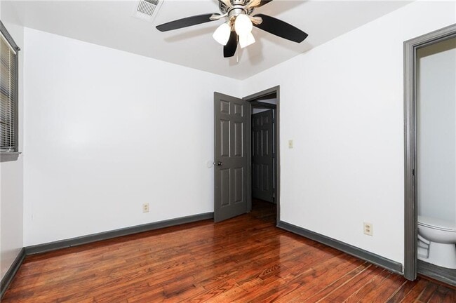 Foto del edificio - 1678 Bagpipe Pl