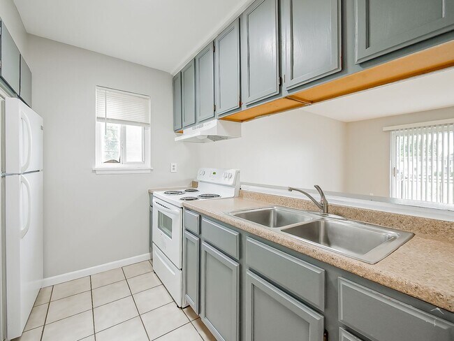 Foto del edificio - 1490 Nancywood Dr