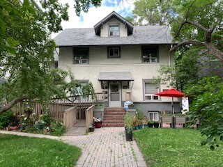 Primary Photo - 100 Nassau St N