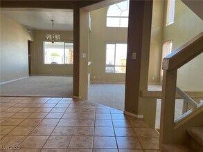 Building Photo - 8640 Castle Hill Ave Building Photo - 8640 Castle Hill Ave