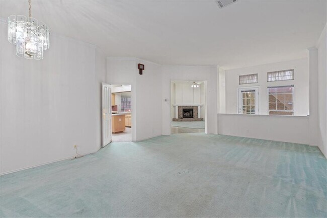 Building Photo - 1106 Rocky Creek Dr