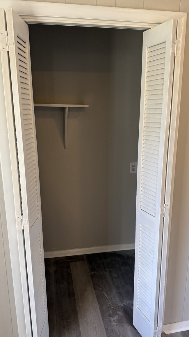 Building Photo - 1006 Pattie Ln