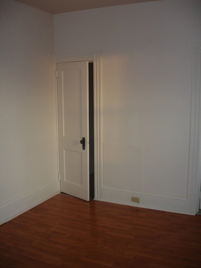 Foto del edificio - 500-403 N Charlotte St