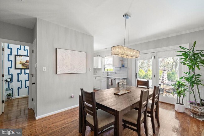 Foto del edificio - 2115 Fairfield Pl