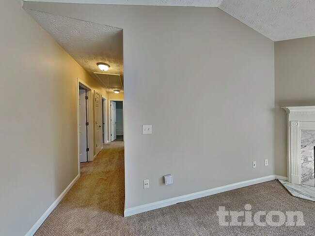 Foto del edificio - 160 Brighton Dr