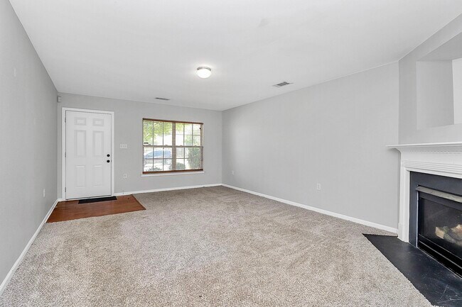 Building Photo - 115 Hunslet Cir
