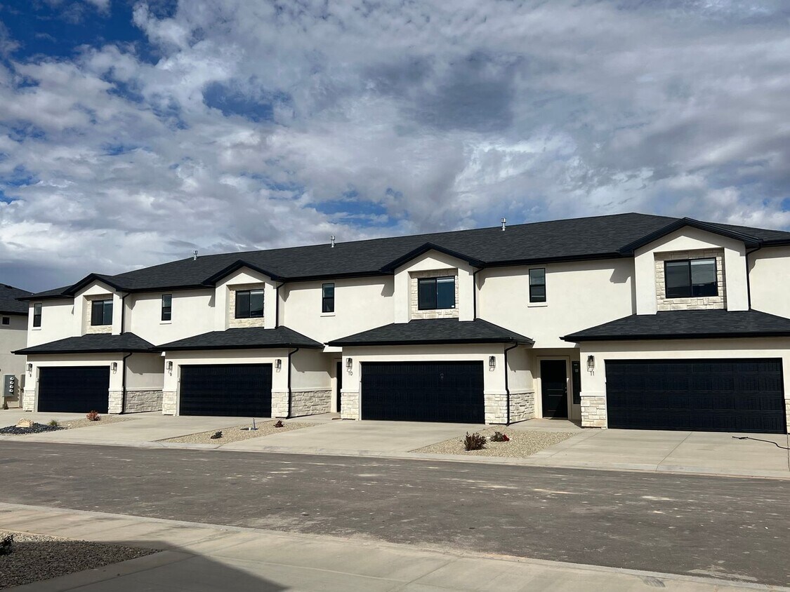 Primary Photo - Brand New Home!