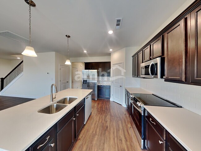 Foto del edificio - 5316 Virtue Ave