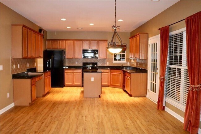 Foto del edificio - 607 Hidden Close