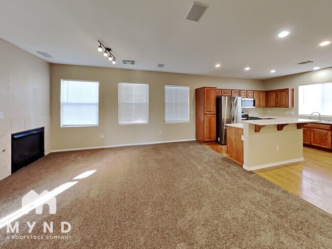 Foto del edificio - 10637 Chestnut Timber Ct