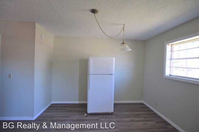 Foto del edificio - 2 br, 1 bath House - 1890 Esther Dr Apt 12C
