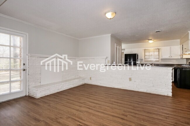 Building Photo - 4054 Beauchamp Cove