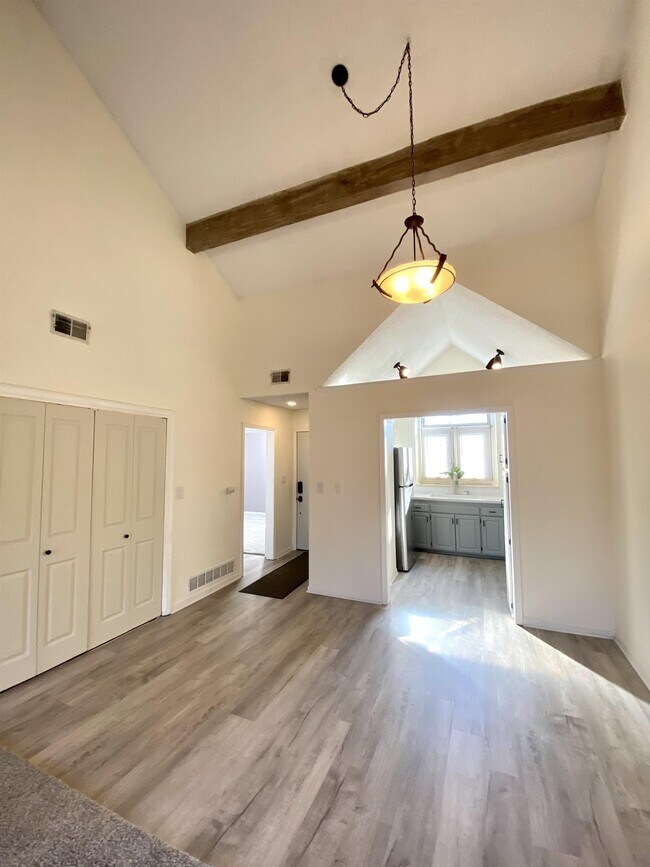 Foto del edificio - 4822 Horton St