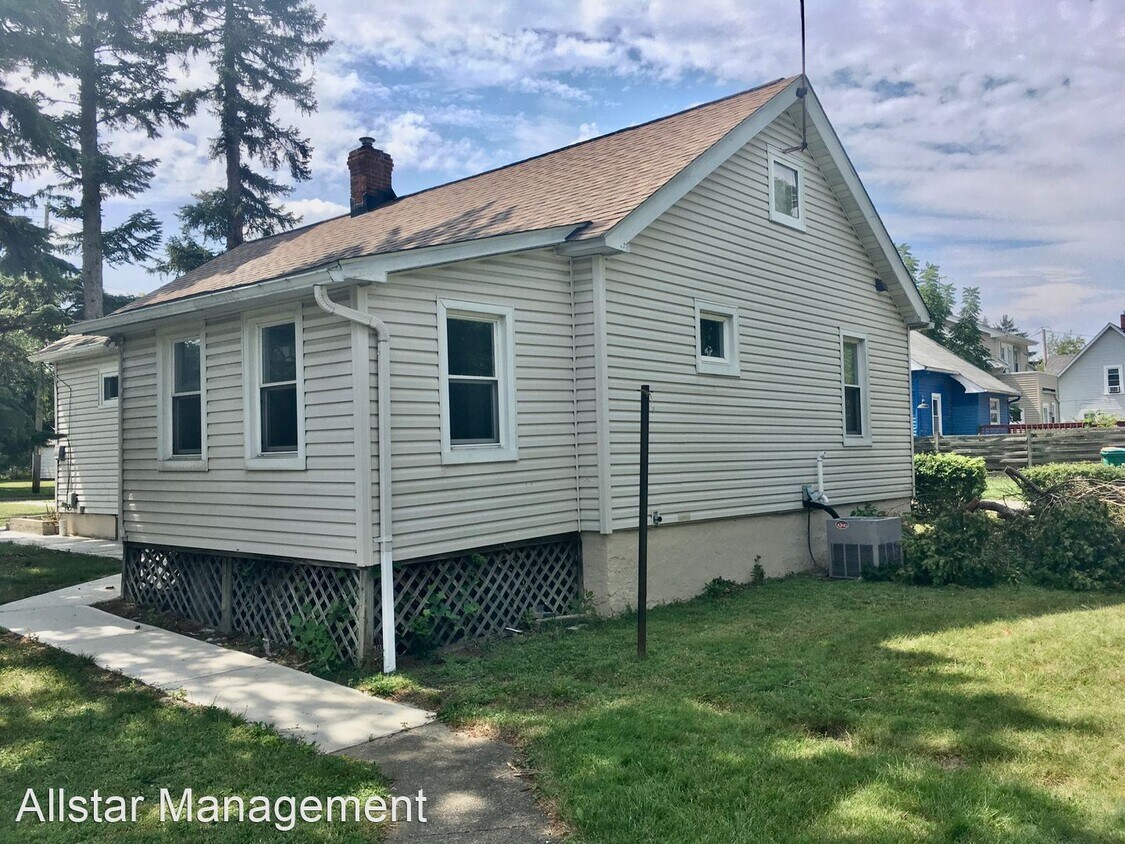 Building Photo - 3 br, 1 bath House - 14715 Granger Rd