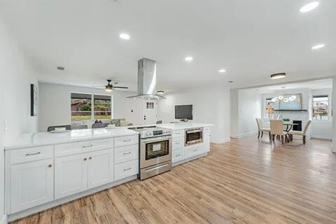 Building Photo - 1702 Bristol Ct N