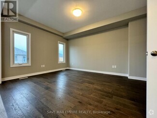 Building Photo - 45 Laurent Ave