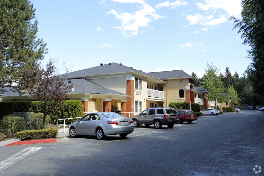 Furnished Studio - Bellevue