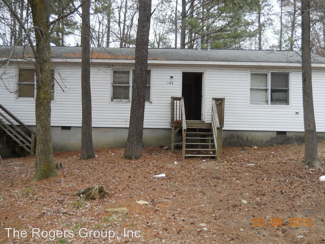 104 Holly Ct, Henderson, NC 27536 House for Rent in Henderson, NC