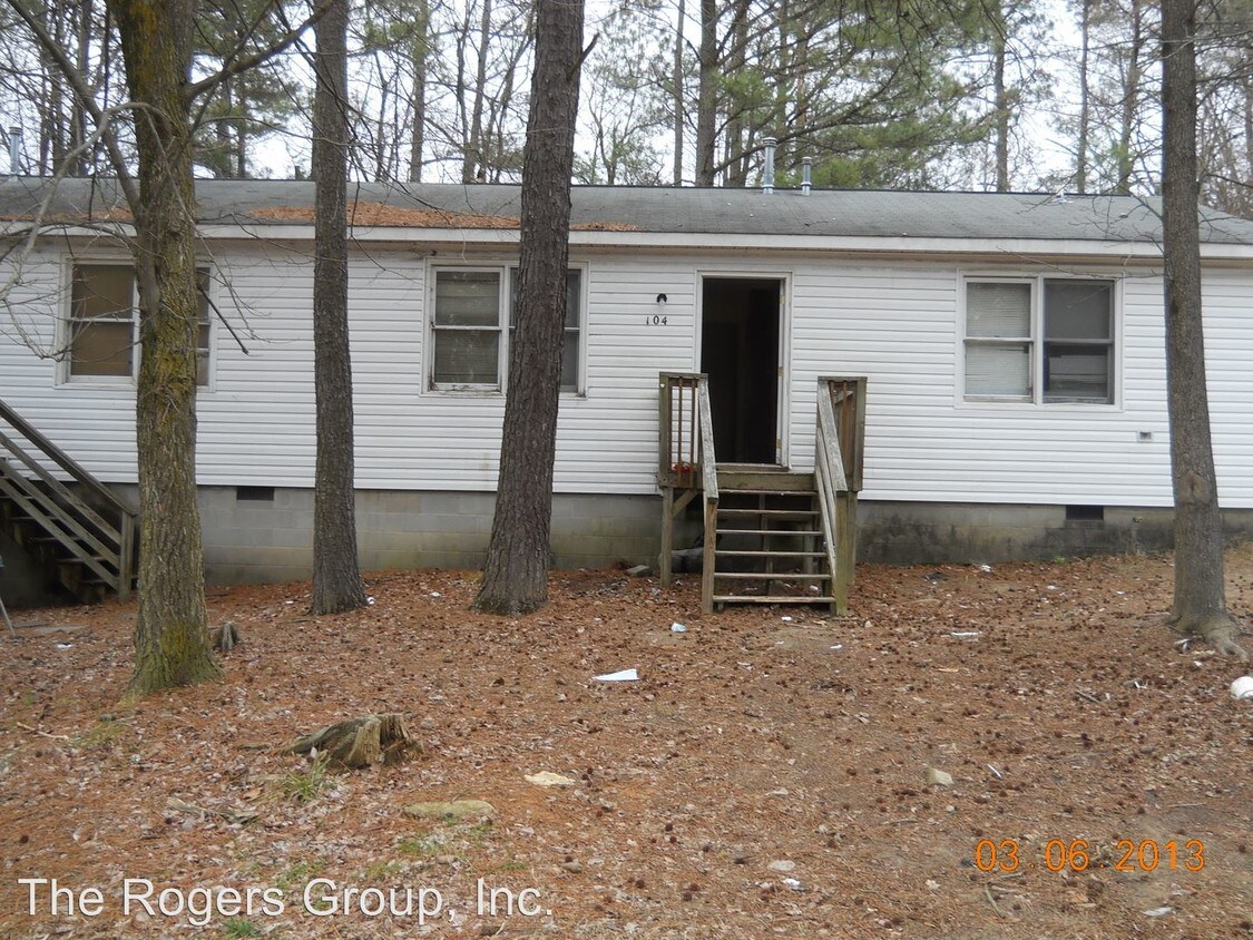 104 Holly Ct, Henderson, NC 27536 House for Rent in Henderson, NC